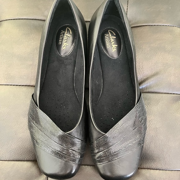 Clarks flats - Picture 4 of 7